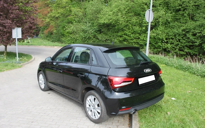 Audi A1 cena 42900 przebieg: 80200, rok produkcji 2016 z Wałbrzych małe 106